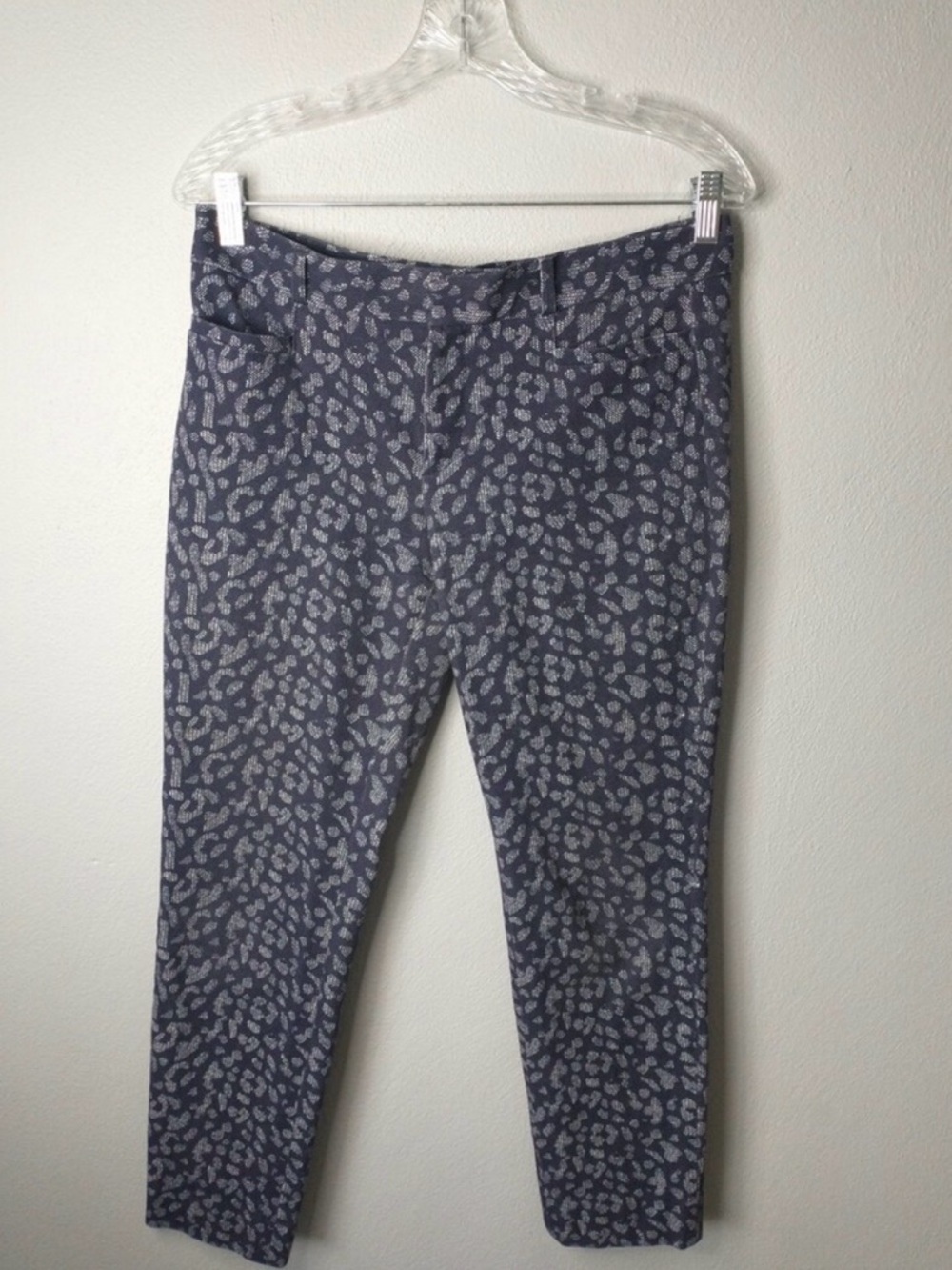 Banana Republic Sloan Pants Women’s Size 6 Blue Animal Print Cropped
